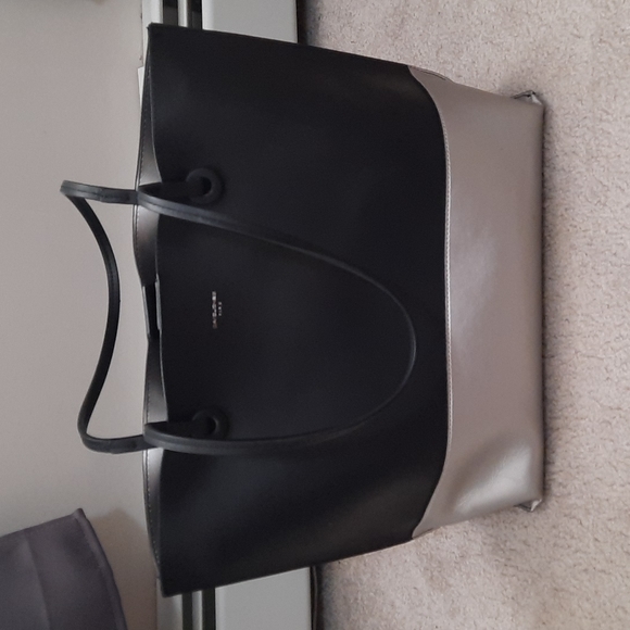 David Jones Handbags - David Jones black and silver large shoulder bag